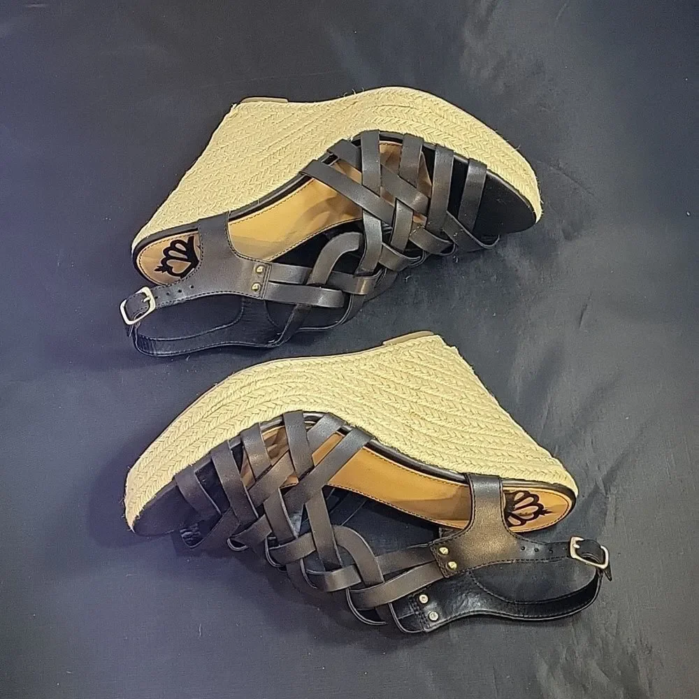 FEGALIECIOUS REINVIGORATE YOUR SUMMER  PLAITED LEATHER TWISTS   SANDALS